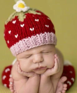 The Little Apple The Blueberry Hill Strawberry Newborn Knit Set