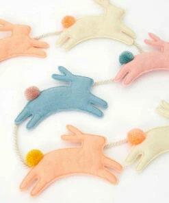 The Little Apple LITTLE APPLES Felt Bunny Garland