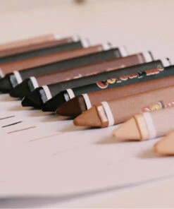 The Little Apple LITTLE APPLES Colour Me Kids Crayons