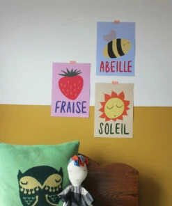 The Little Apple Wolfnoodle Framed Print - Fraise (Strawberry)